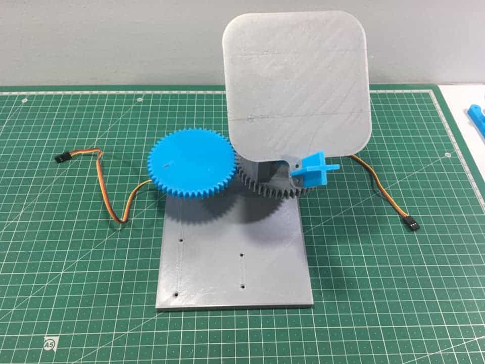 Solar Tracker System With Micro Metal Servo - Image 4