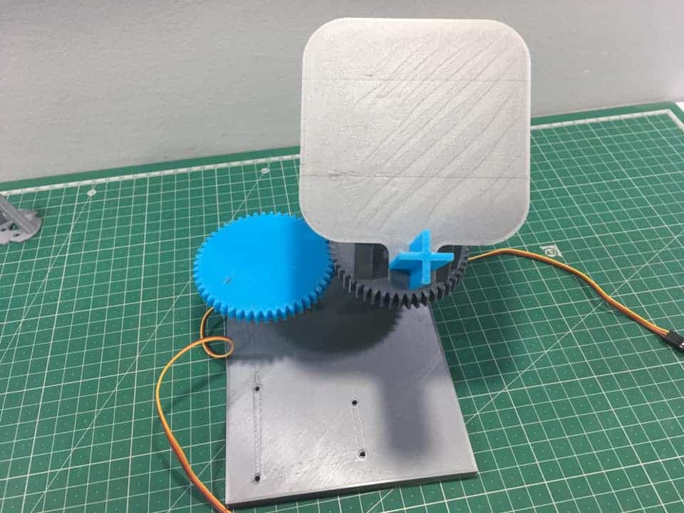 Solar Tracker System With Micro Metal Servo